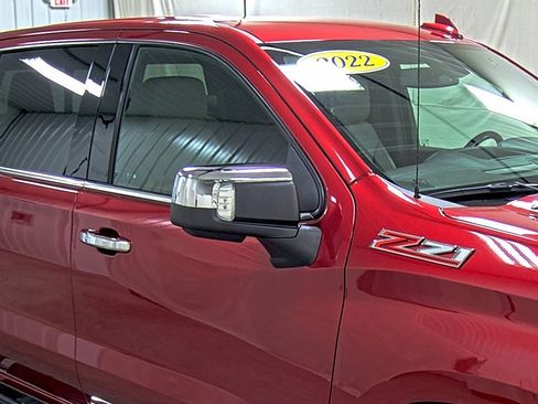 Used 2022 Chevrolet Silverado 1500 LTZ AWD/4WD image 15