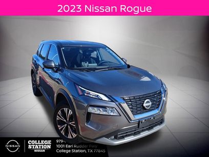 Used 2023 Nissan Rogue SV