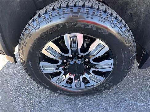 New 2026 GMC Sierra 2500 Denali w/ Denali Reserve Package image 14