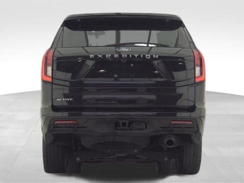 Used 2025 Ford Expedition Active AWD/4WD image 7
