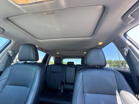 Used 2018 Toyota Highlander XLE FWD image 33
