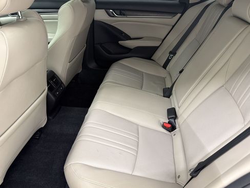 Used 2022 Honda Accord EX-L image 25