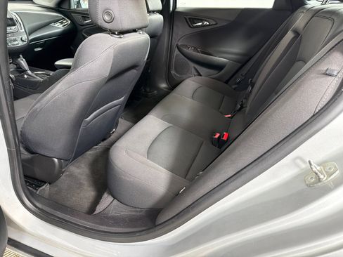 Used 2017 Chevrolet Malibu LT w/ Driver Confidence Package FWD image 20