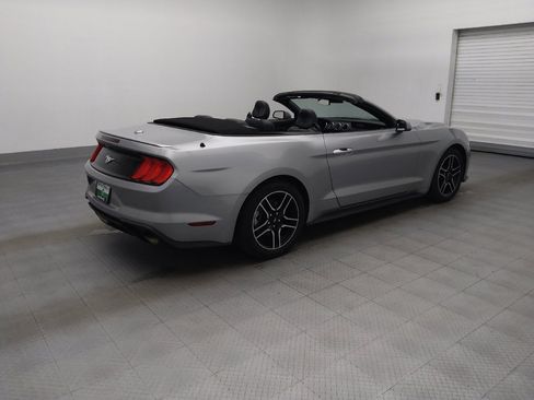 Used 2022 Ford Mustang Premium RWD image 10
