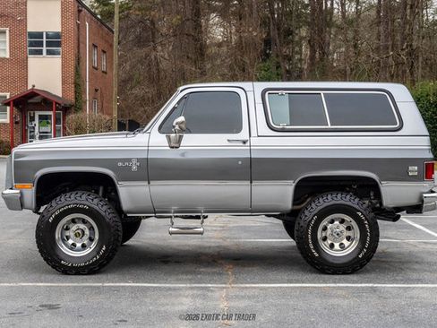 Used 1987 Chevrolet Blazer 4WD image 3