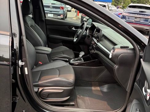 Used 2023 Kia Forte GT-Line FWD image 19