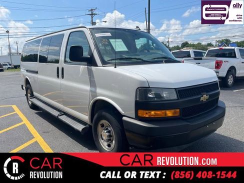 Used 2022 Chevrolet Express 3500 LS image 1