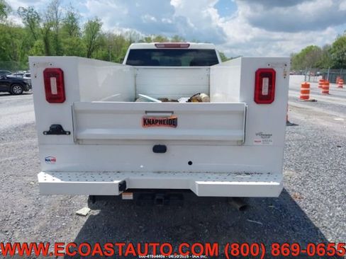 Used 2024 GMC Sierra 2500 Pro w/ Convenience Package image 8