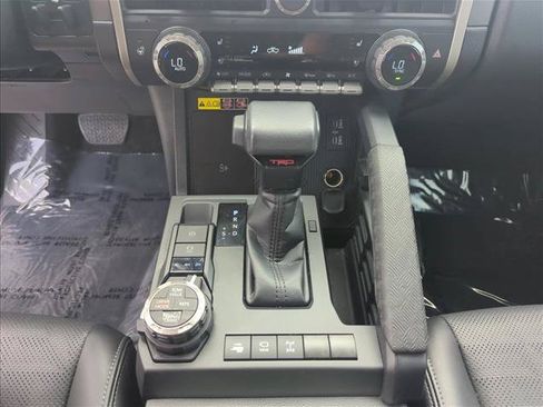 Certified 2024 Toyota Tacoma TRD Off-Road w/ TRD Off Road Premium Package AWD/4WD image 14