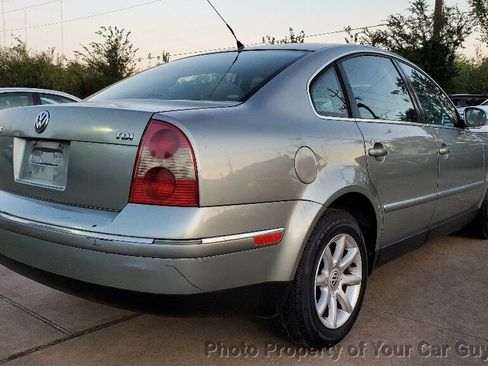 Used 2004 Volkswagen Passat GLS image 11