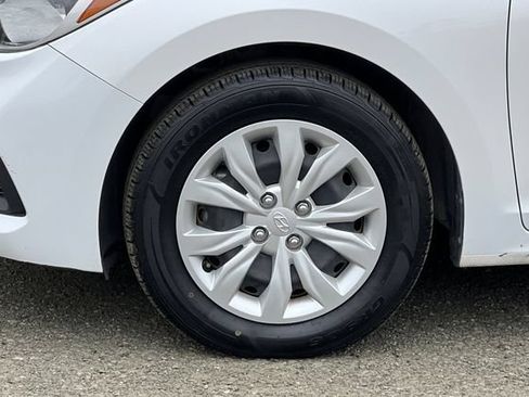 Used 2021 Hyundai Accent SE FWD image 30