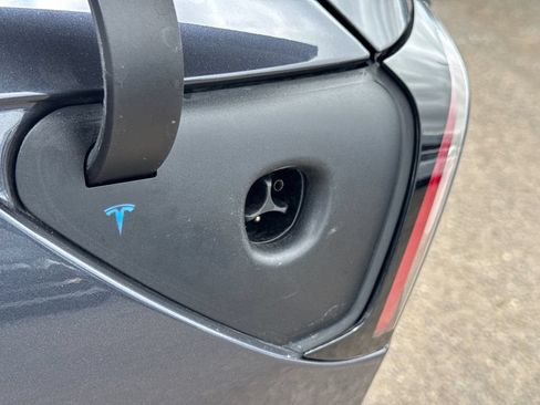 Used 2019 Tesla Model 3 Long Range AWD/4WD image 10