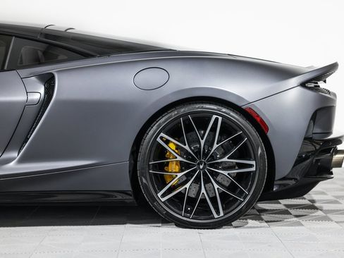 Used 2023 McLaren GT Base image 15