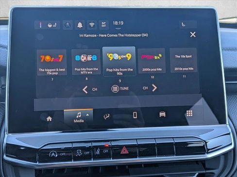 New 2026 Jeep Compass Latitude AWD/4WD image 12