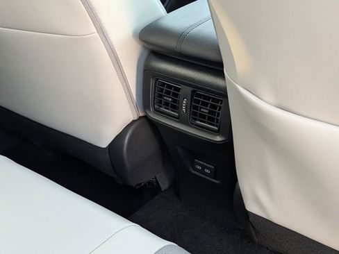 Used 2023 Toyota RAV4 Limited AWD/4WD image 32
