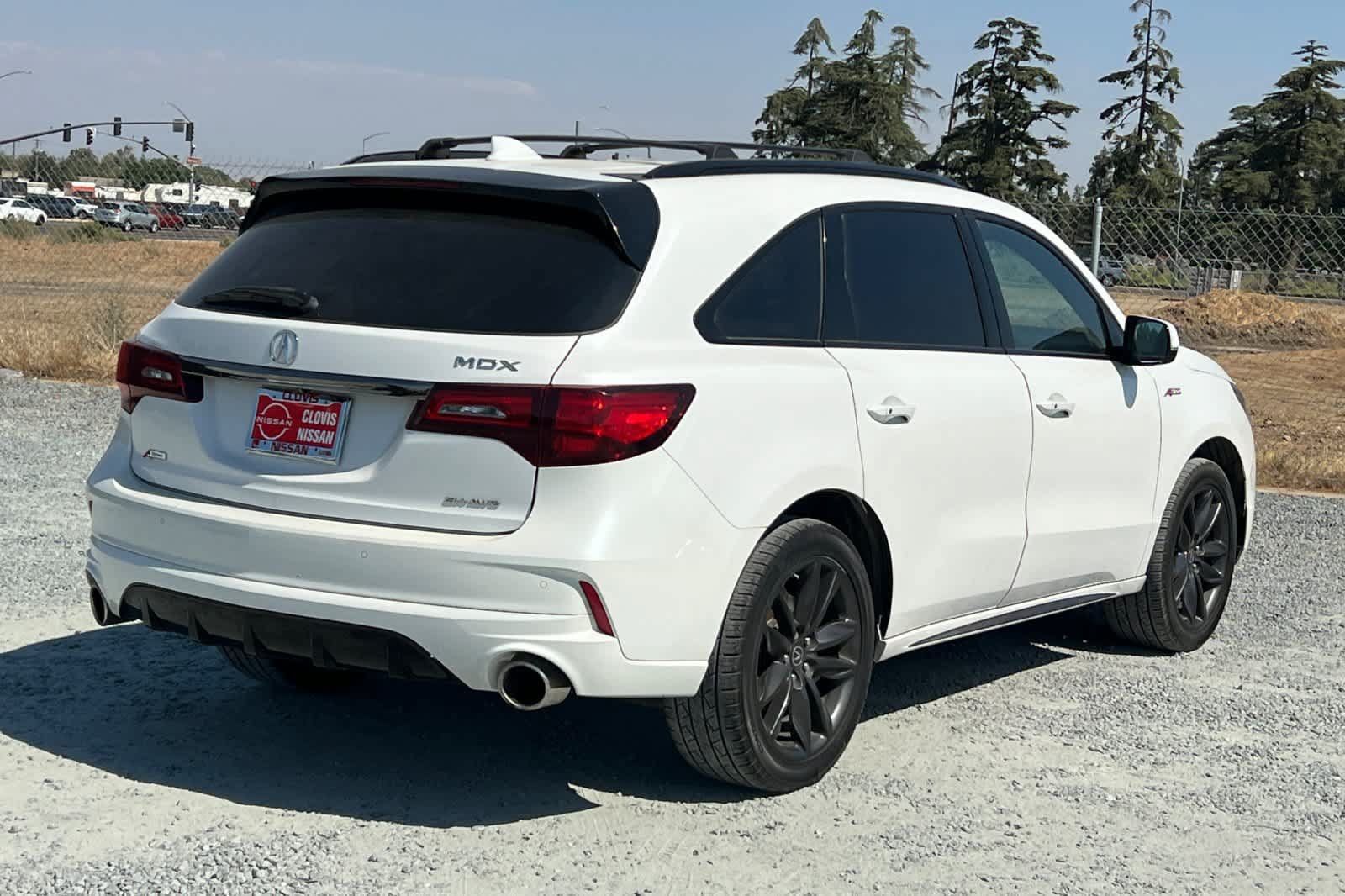Used 2020 Acura MDX w/ Technology Package AWD/4WD image 3