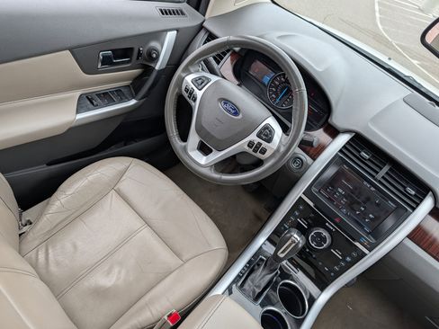 Used 2011 Ford Edge Limited w/ 301A Rapid Spec Order Code image 9