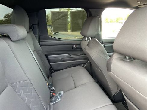 Used 2025 Toyota Tacoma SR image 21