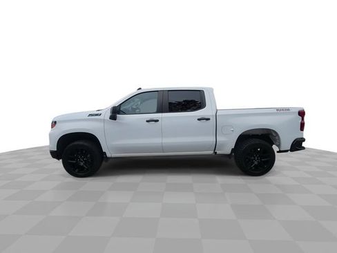 Used 2024 Chevrolet Silverado 1500 Custom Trail Boss w/ LPO, Dark Essentials Package image 5
