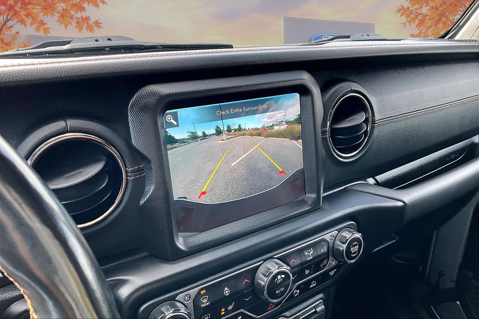 Used 2021 Jeep Gladiator Overland AWD/4WD image 14