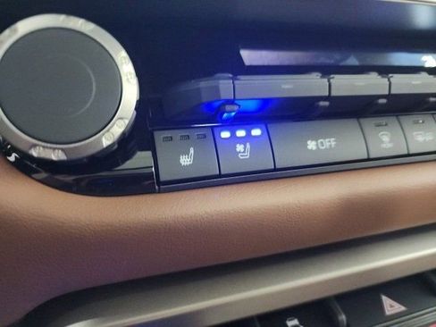 New 2026 Toyota Tundra 1794 Edition AWD/4WD image 32