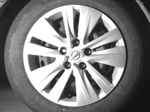 Used 2025 Nissan Sentra S FWD image 15
