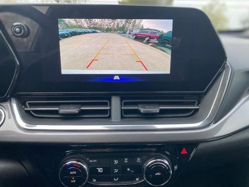 Used 2025 Chevrolet Trax ACTIV w/ Driver Confidence Package image 22