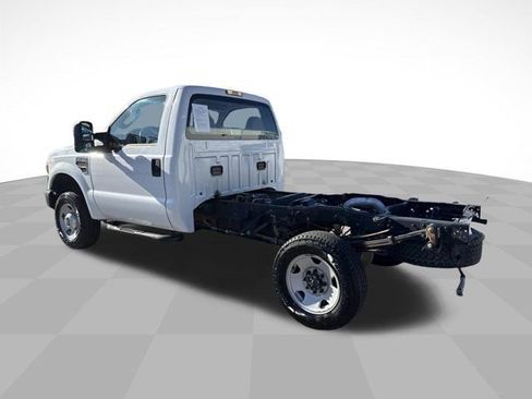 Used 2008 Ford F350 4x4 Regular Cab Super Duty image 9