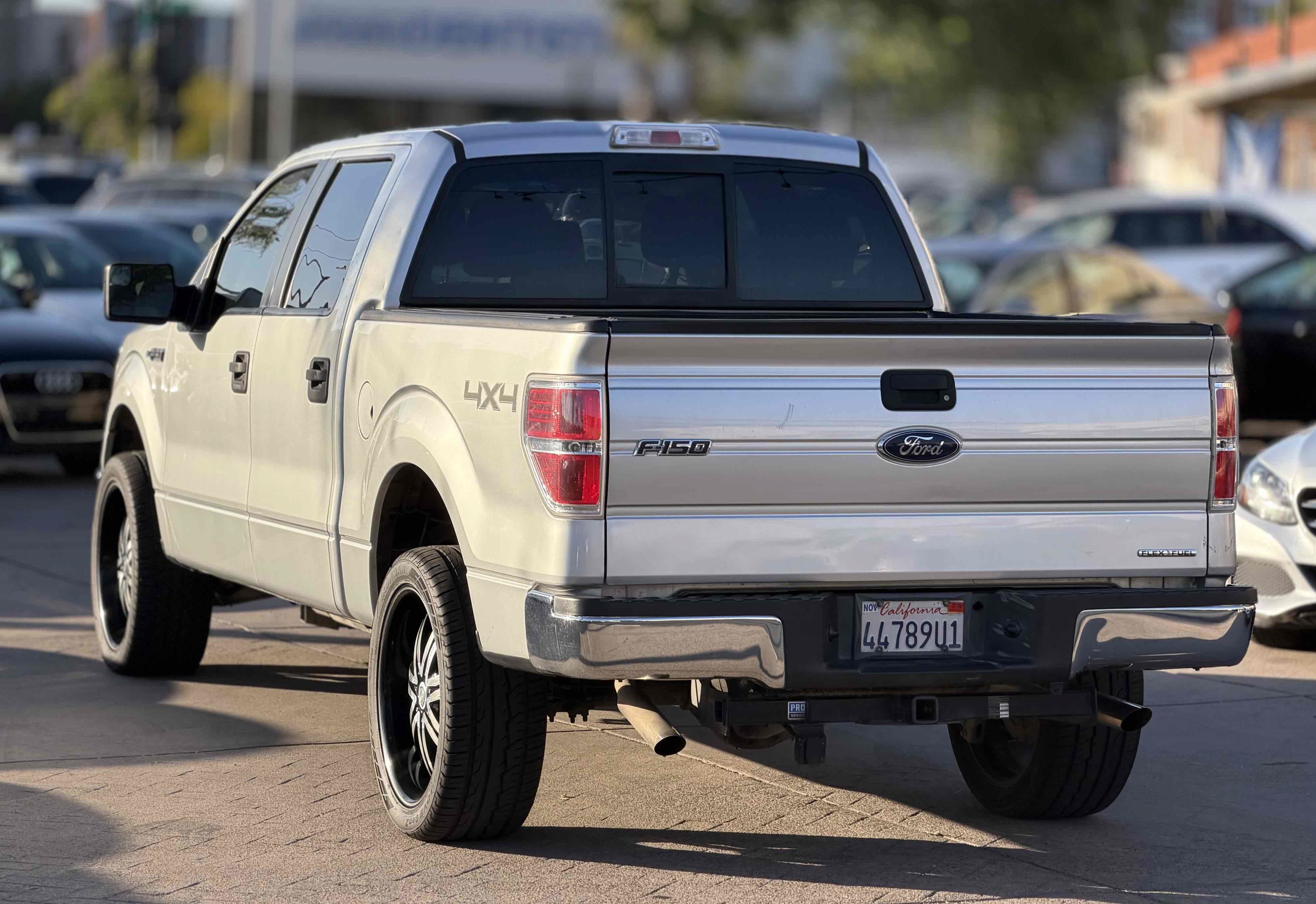 Used 2014 Ford F150 XLT AWD/4WD image 7
