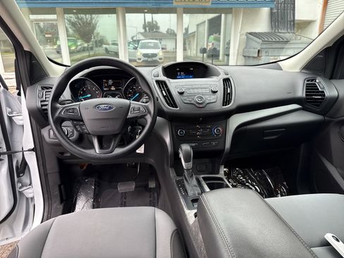Used 2019 Ford Escape S image 12