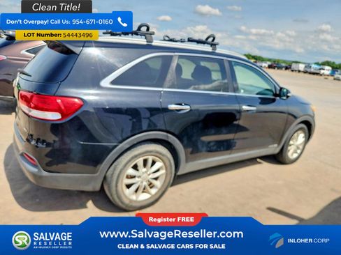 Used 2017 Kia Sorento AWD image 4