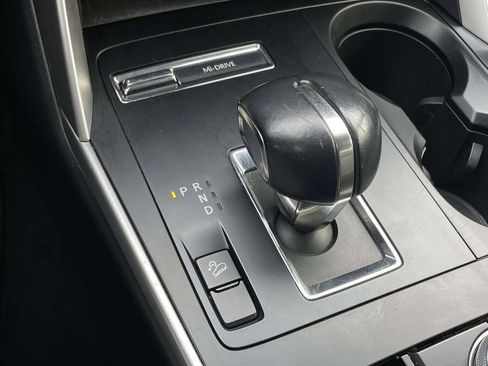 Used 2024 MAZDA CX-90 3.3 Turbo w/ Select Package image 18