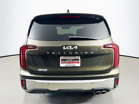 Used 2024 Kia Telluride S w/ S Sunroof Package FWD image 6