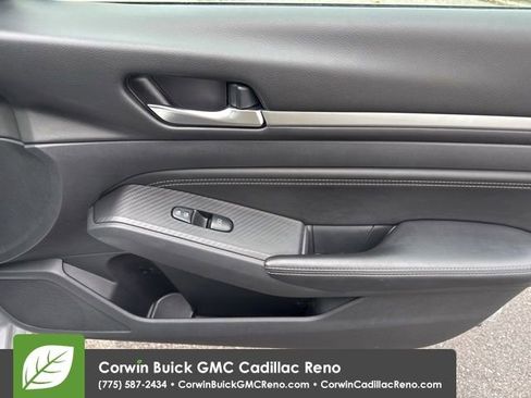 Used 2019 Nissan Altima 2.5 SV image 24