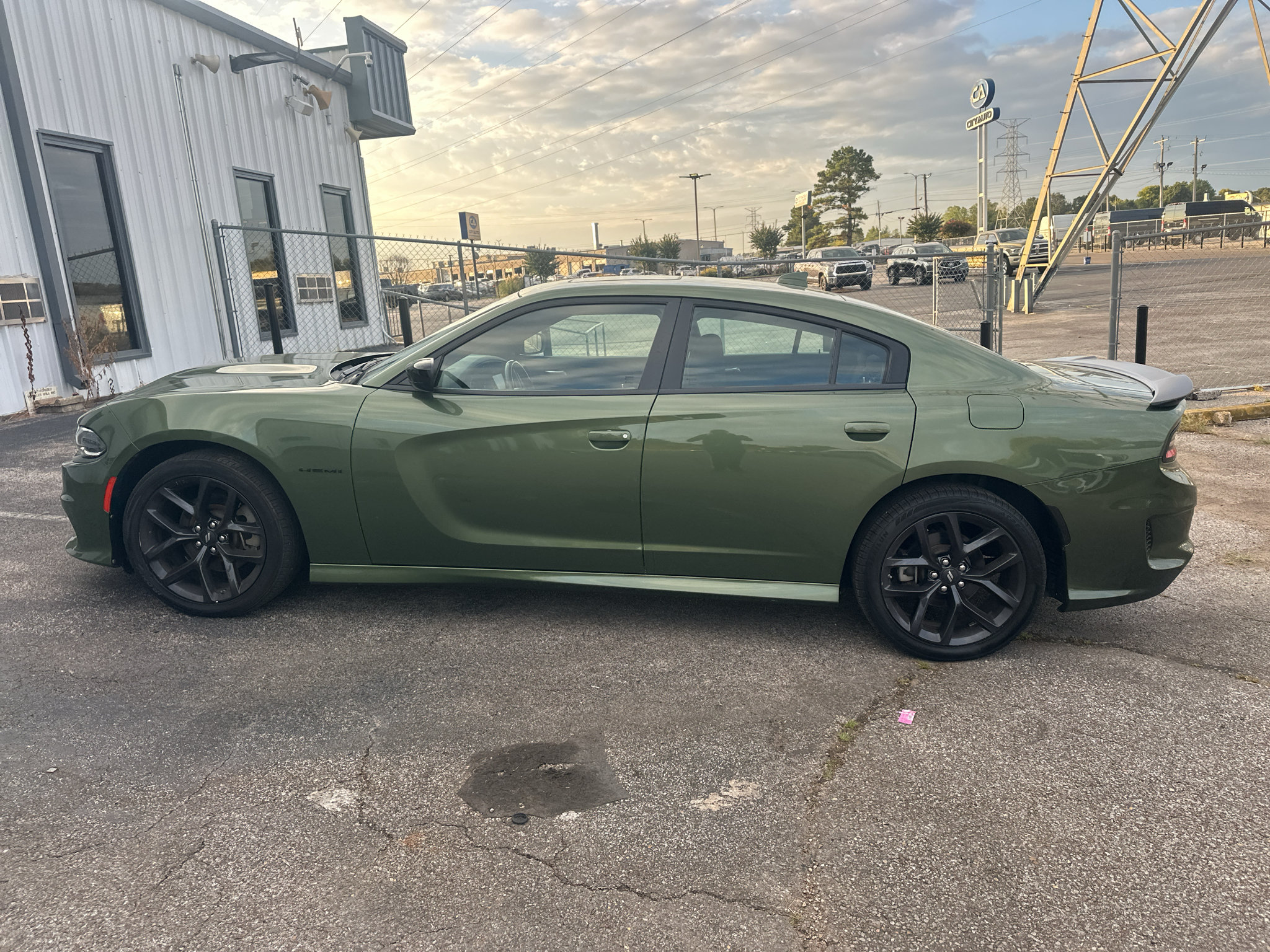 Used 2022 Dodge Charger R/T w/ Blacktop Package RWD image 9