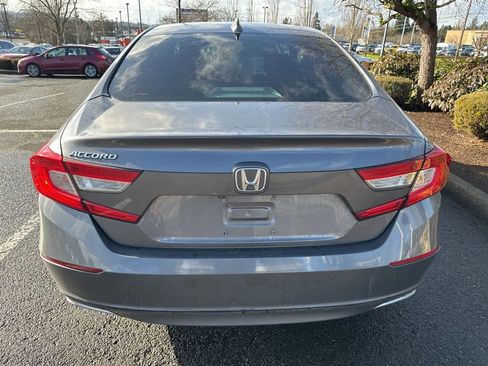 Used 2018 Honda Accord EX image 40
