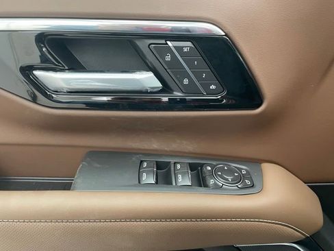 New 2026 Chevrolet Tahoe High Country w/ Sun And Tow Package image 11