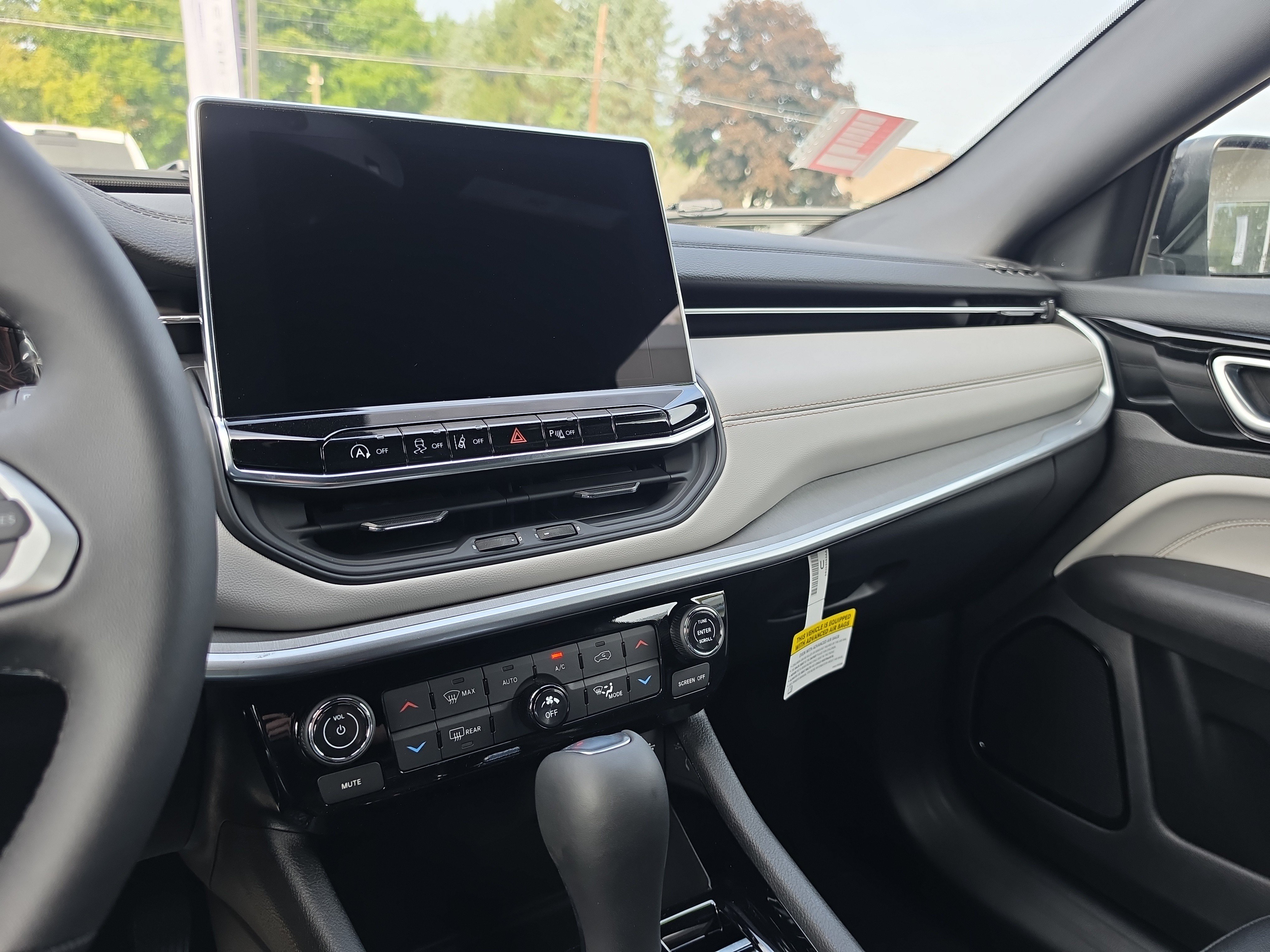 New 2026 Jeep Compass Limited AWD/4WD image 24