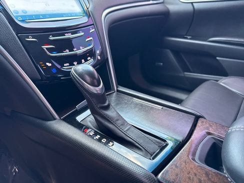 Used 2019 Cadillac XTS Luxury AWD/4WD image 23