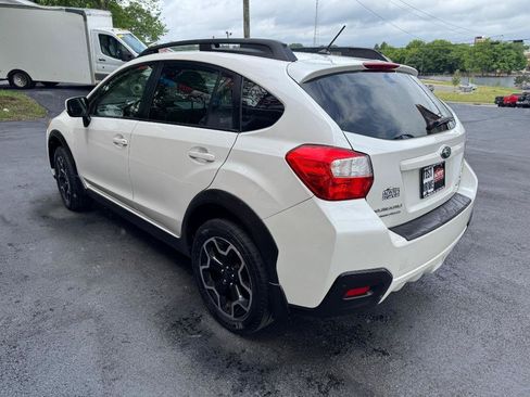 Used 2013 Subaru Crosstrek 2.0i Premium AWD/4WD image 6