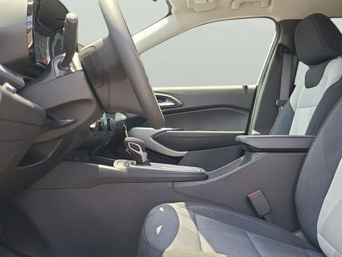 New 2026 Chevrolet Trax LS FWD image 18