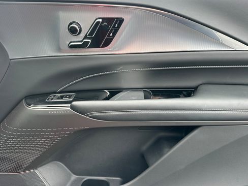 Certified 2024 Cadillac Lyriq Tech w/ Driver Assist Package image 21