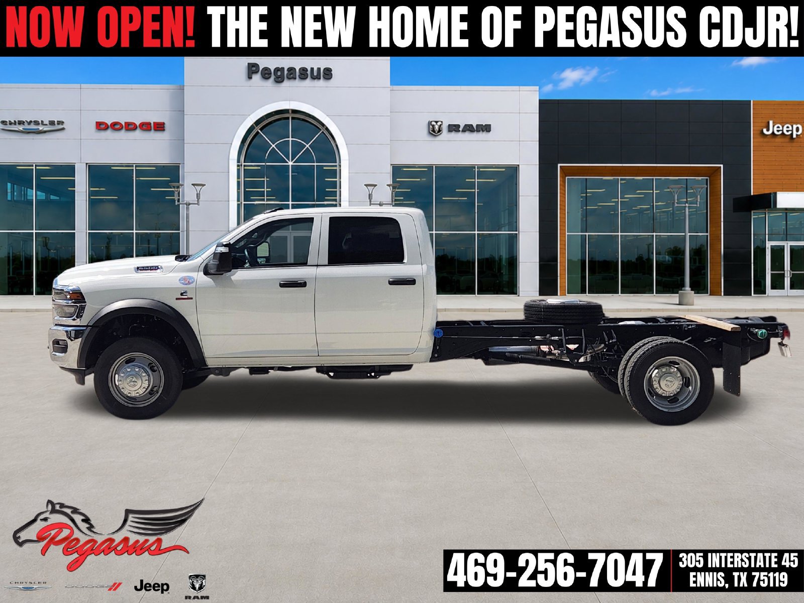 New 2026 RAM 5500 Tradesman w/ Chrome Appearance Group AWD/4WD image 3