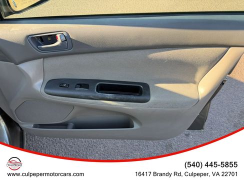 Used 2006 Toyota Camry LE FWD image 16