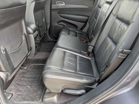 Used 2016 Jeep Grand Cherokee Limited AWD/4WD image 19