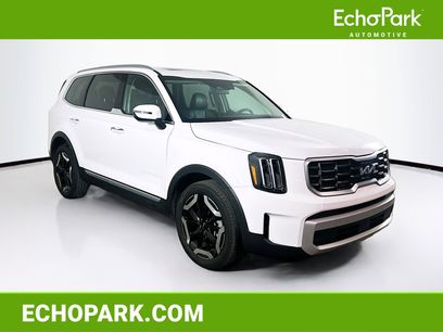 Used 2025 Kia Telluride S