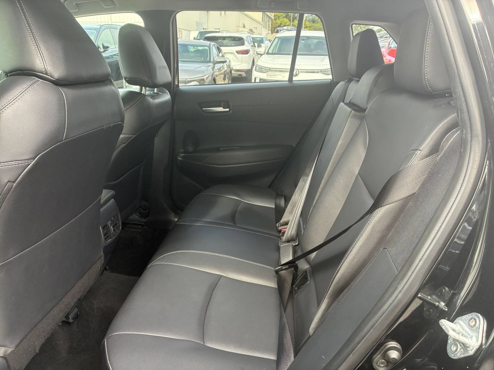 Used 2022 Toyota Corolla Cross XLE AWD/4WD image 20