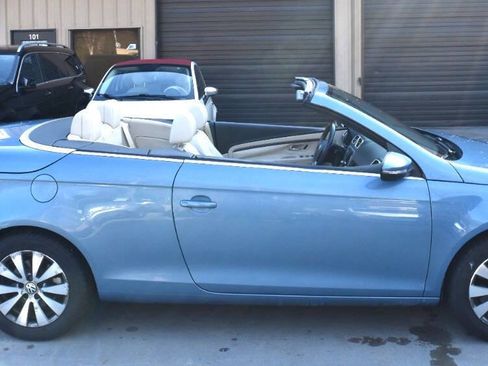 Used 2009 Volkswagen Eos Komfort image 12