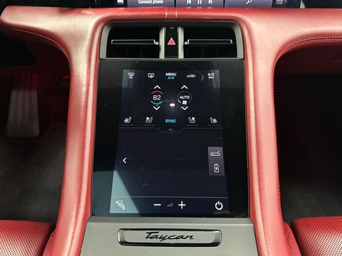 Used 2020 Porsche Taycan 4S image 47