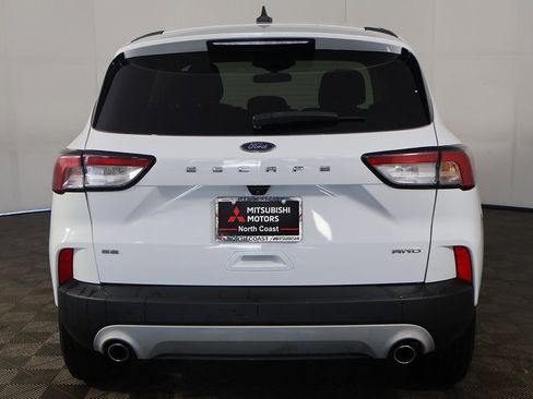 Used 2022 Ford Escape SE w/ Convenience Package image 11